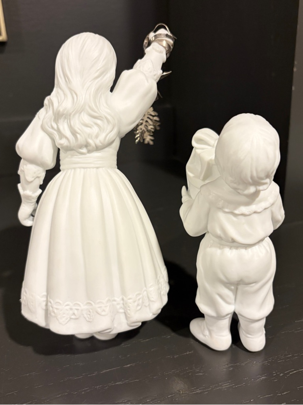 Department 56 A CHRISTMAS KISS 2 Piece Set Winter Silhouette - Picture 4 of 8